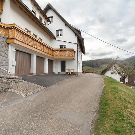 Haus Am Schroffen Apartamento Ottenhofen im Schwarzwald Exterior foto