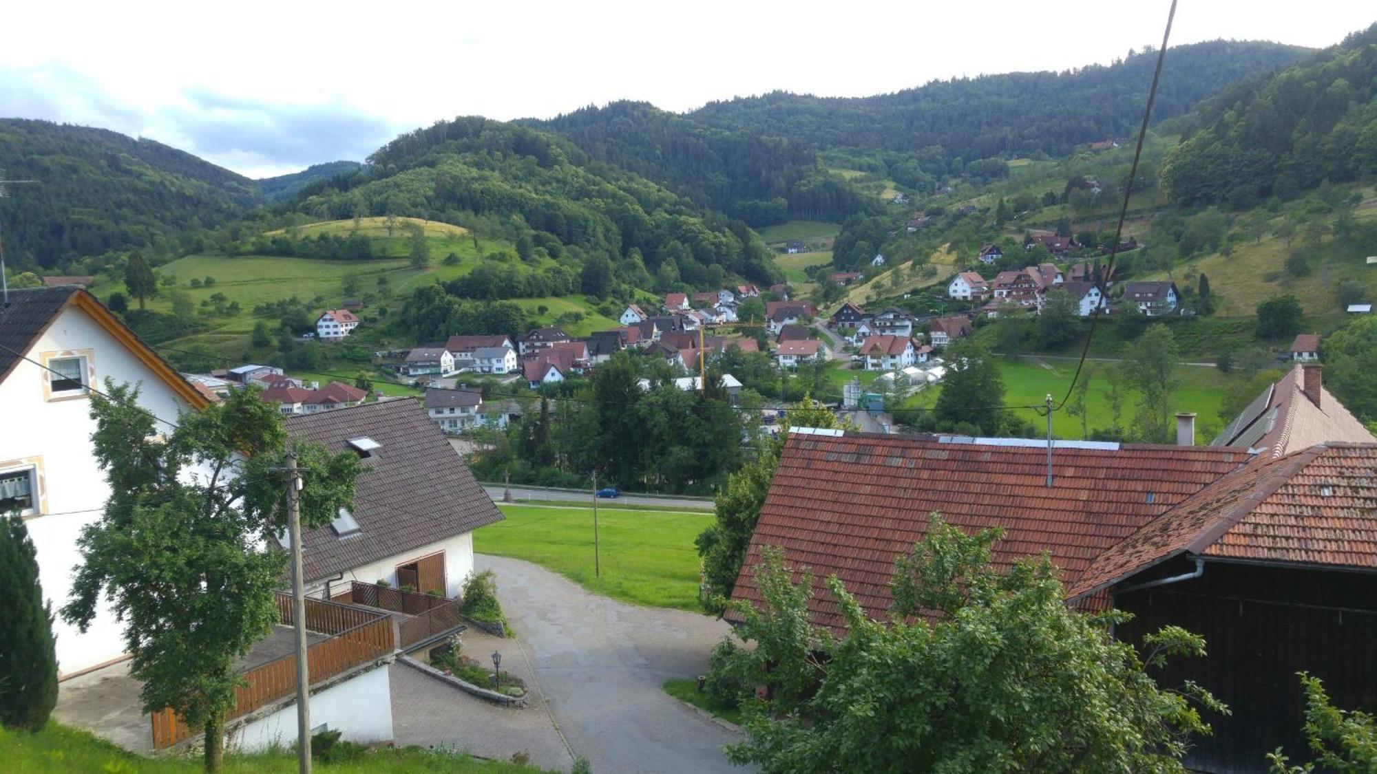 Haus Am Schroffen Apartamento Ottenhofen im Schwarzwald Exterior foto