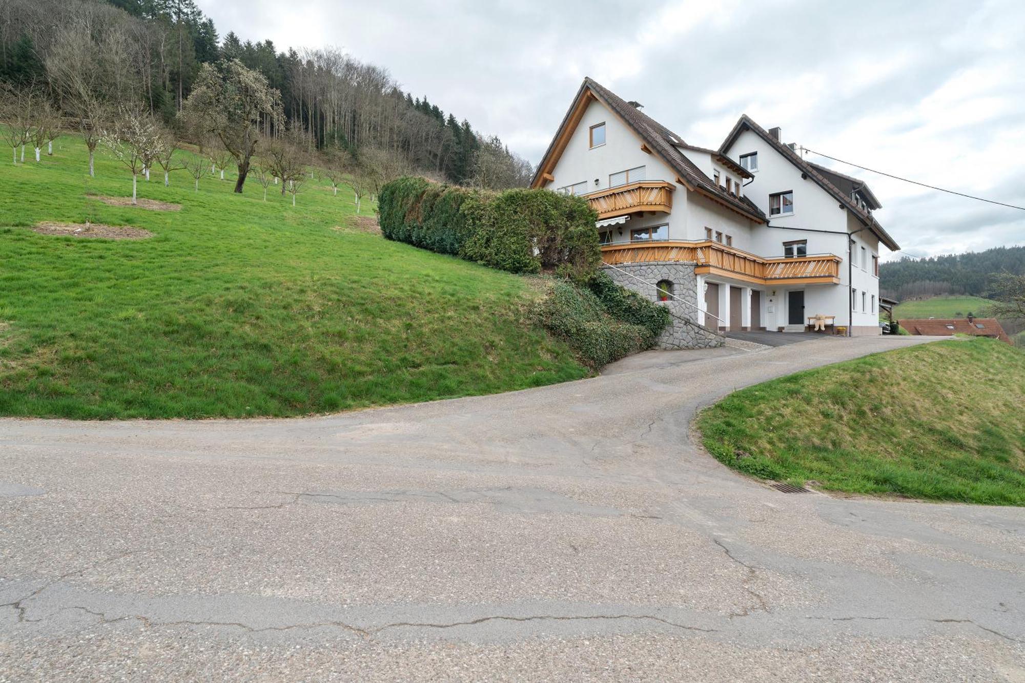 Haus Am Schroffen Apartamento Ottenhofen im Schwarzwald Exterior foto