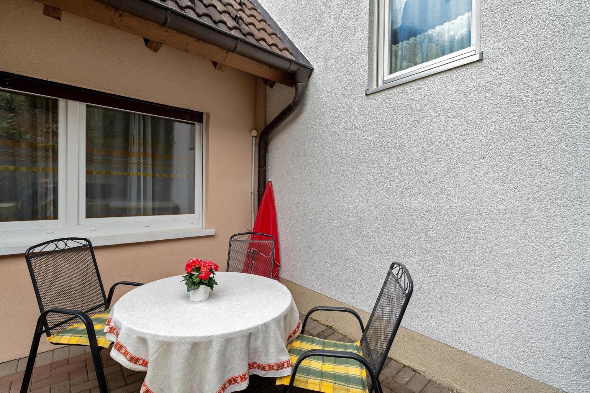 Haus Am Schroffen Apartamento Ottenhofen im Schwarzwald Exterior foto